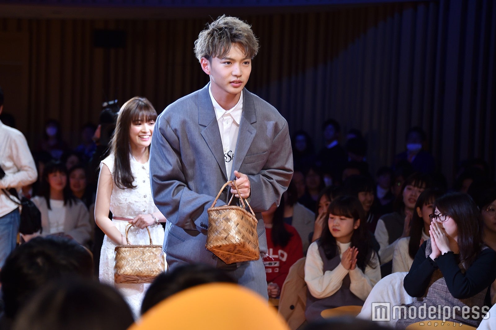 佐藤大樹、優希美青 （C）モデルプレス