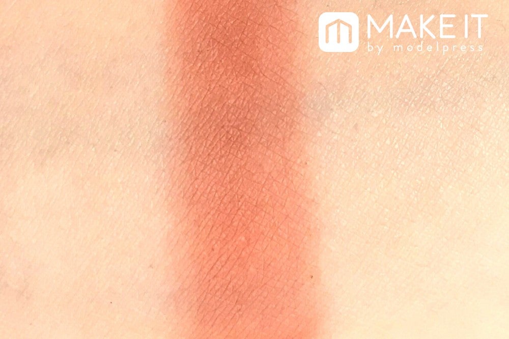 ロレアル パリ／ル バー ア ブラッシュ／11 BE FIERCE (C)メイクイット