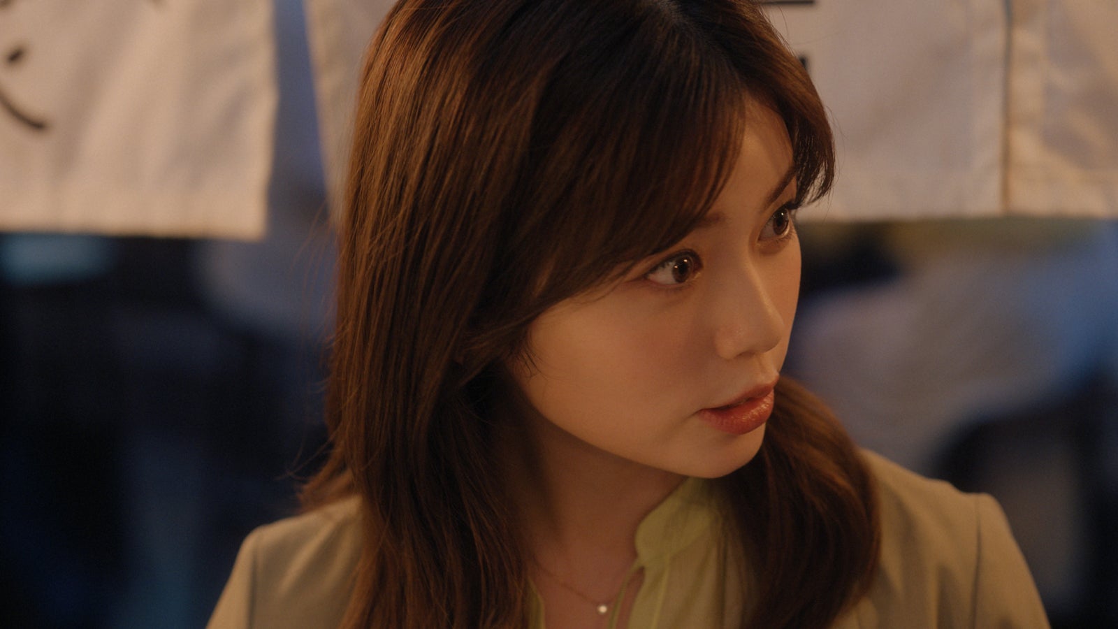小芝風花「常連さん集う屋台」篇 （提供写真）