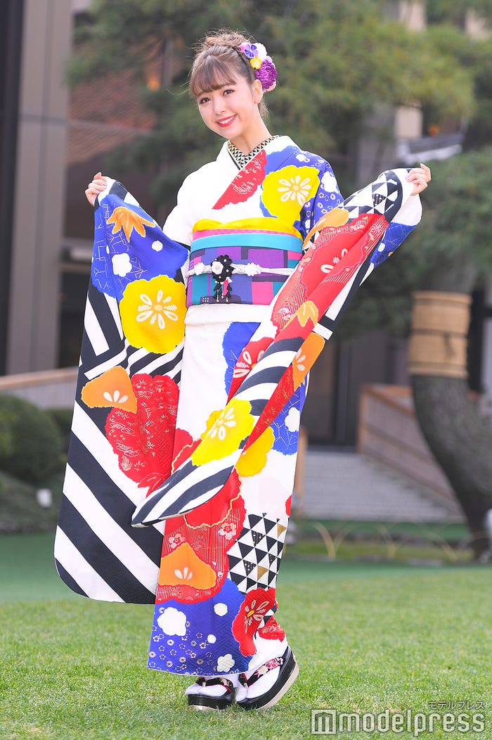 20歳になった藤田ニコル(にこるん) (C)モデルプレス