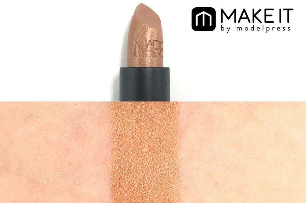 NARS リップスティック／2925／3,300円（税抜） (C)メイクイット