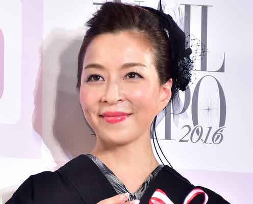 真矢ミキ、後輩・武井咲の結婚にコメント 「25歳まで恋愛禁止」事務所ルールの真相が明らかに