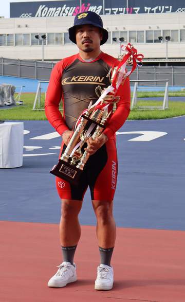 【競輪】小松島記念は古性優作が優勝 打鐘前に地元の犬伏湧也は事故棄権、小倉竜二は落車