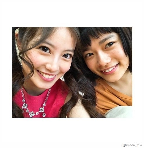 「花のち晴れ」今田美桜&杉咲花の密着ツーショットに“いいね！”殺到30万超え