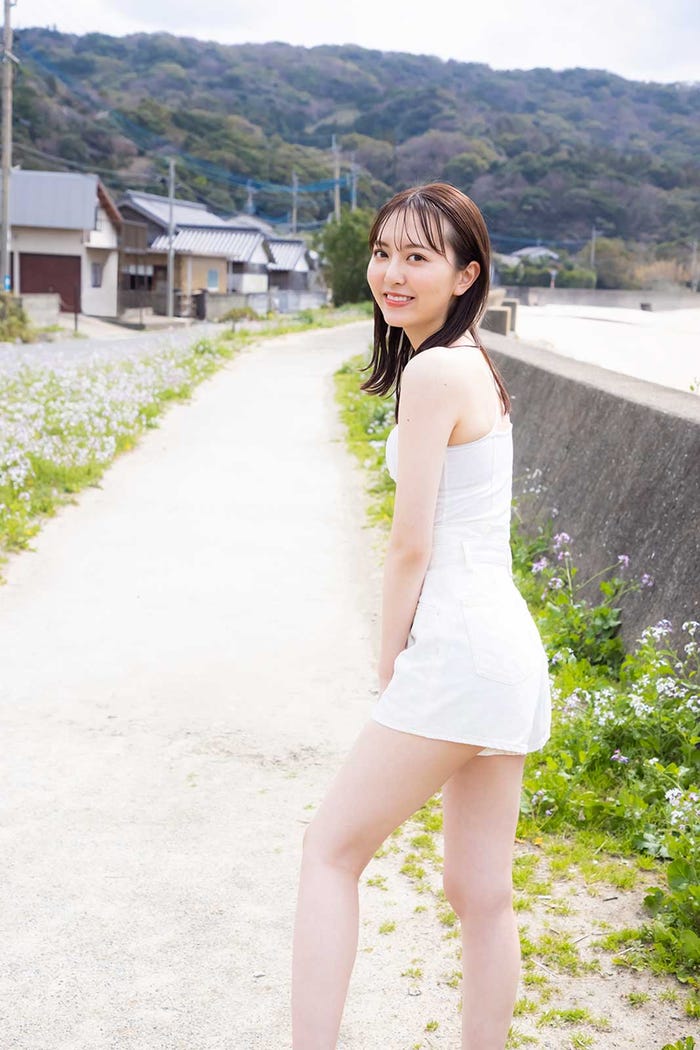 「HKT48 森保まどかラストフォトブック スコア」未公開カット(C)KADOKAWA (C)Mercury PHOTO/TANAKA TOMOHISA