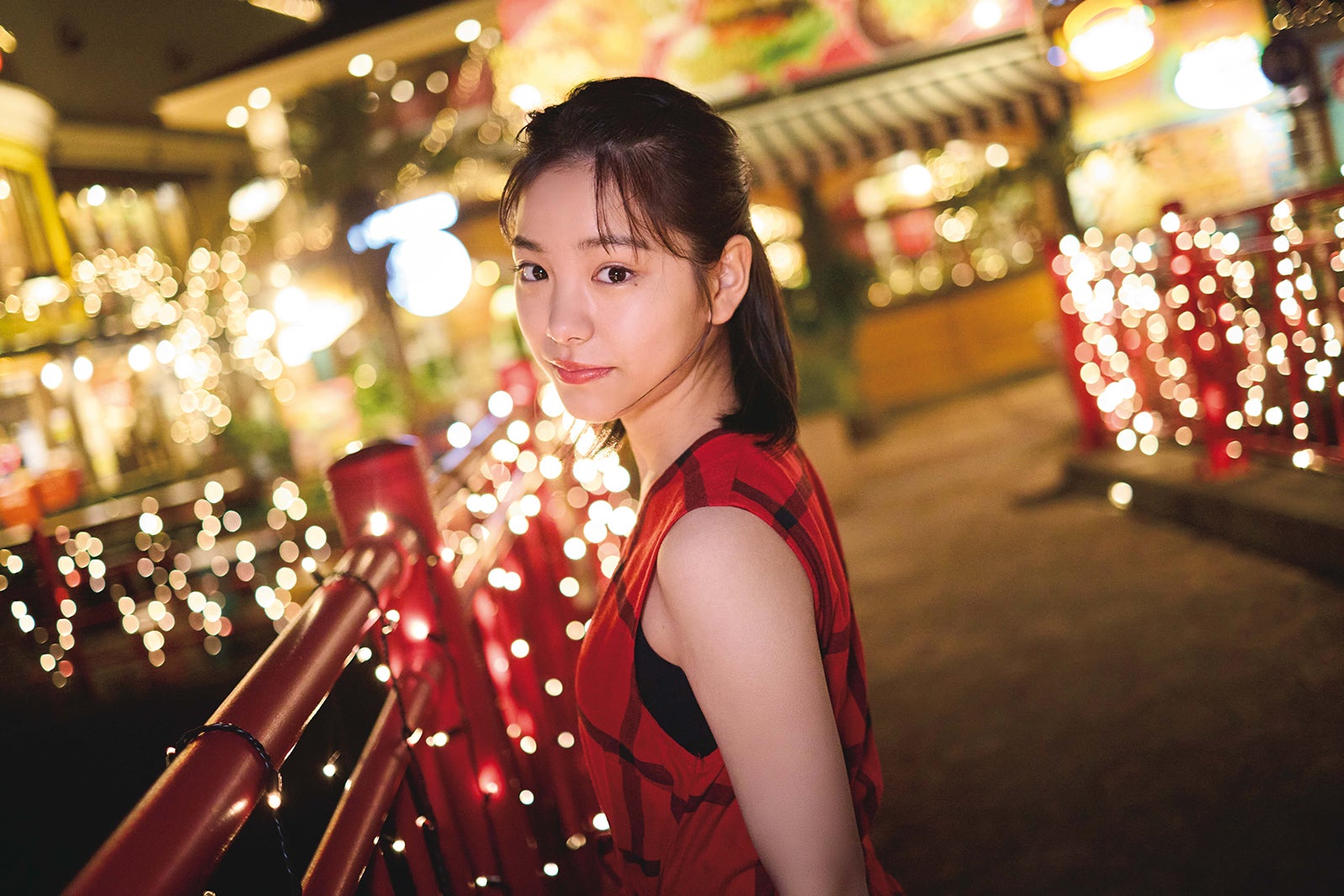 當真あみ、かまくらで佇む 1st写真集封入特典ポストカード第4弾 當真あみ、かまくらで佇む 1st写真集封入特典ポストカード第4弾