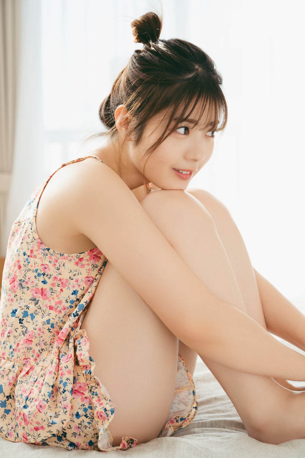 「仮面ライダーギーツ」星乃夢奈、色白美脚に釘付け　17歳ラストショット公開