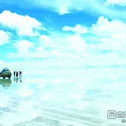 「天空の鏡」と呼ばれるウユニ塩湖