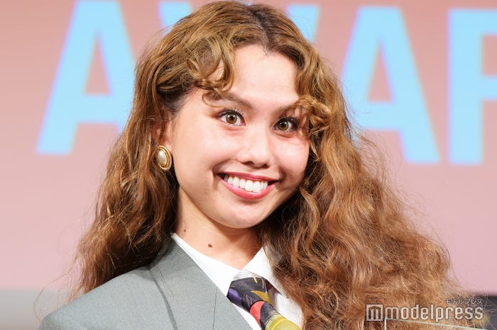 peco(C)モデルプレス