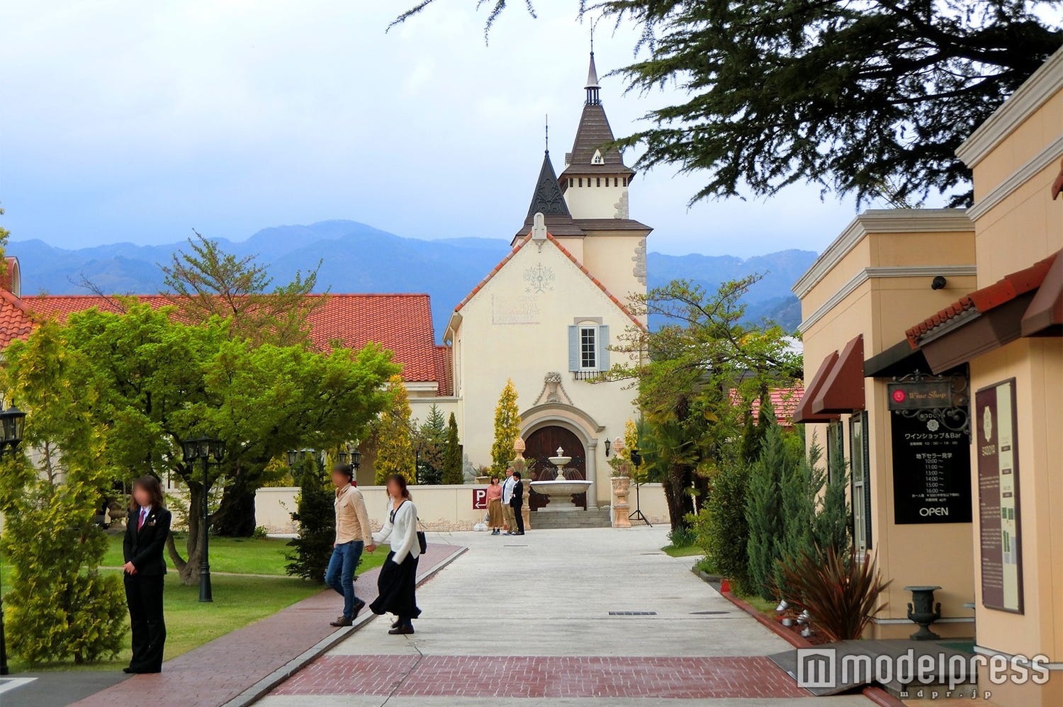 オトナ女子を癒やす美味しいお酒を求めて!特急で1時間半の山梨「サドヤワイナリー」へ日帰り旅