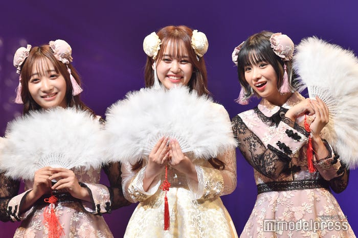 石川翔鈴、西綾乃、金子みゆ(C)モデルプレス