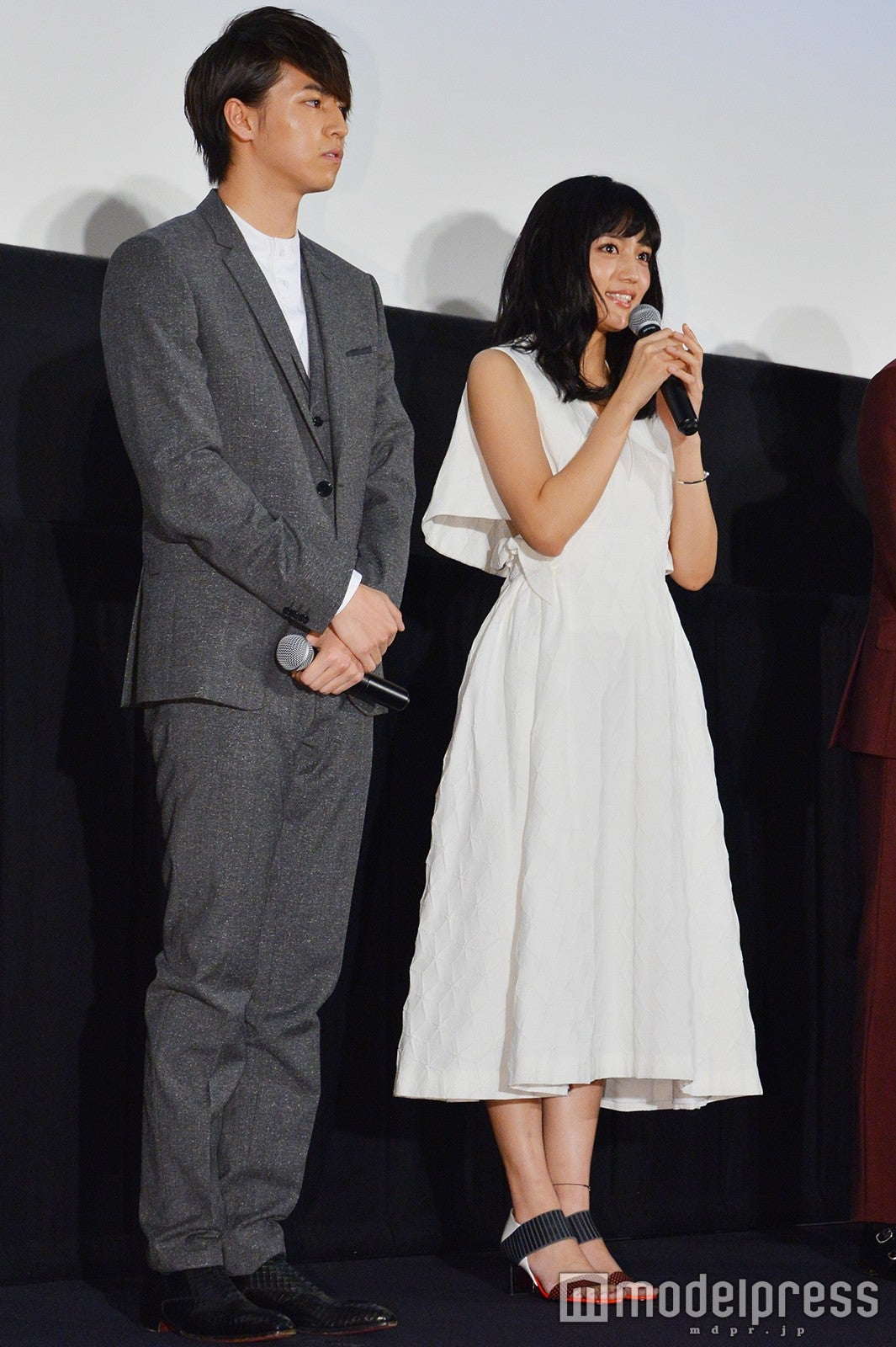 松尾太陽、川口春奈 （C）モデルプレス