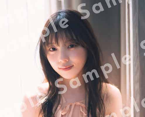 乃木坂46与田祐希、ナチュラルメイク×ベージュドレスの幻想的ショット 3rd写真集ポストカード第5弾解禁【ヨーダ】