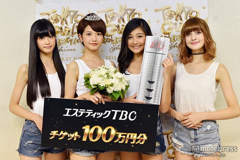 生見愛瑠さん、塗木莉緒さん、涼海花音さん、カストロ ナタリアさん