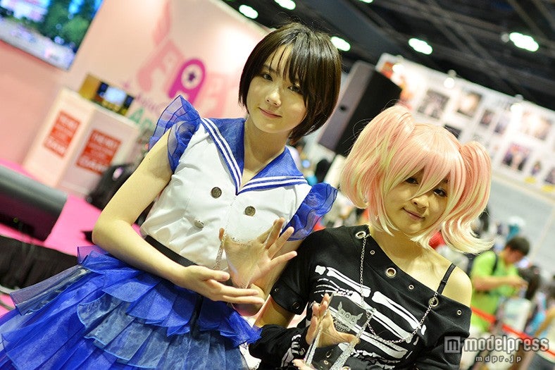 優秀賞を受賞したRINRINさん（中国）、Usagiさん（シンガポール）