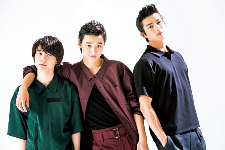 画像2 4 山崎賢人 周りからは年上の女性が合うっていつも言われるんです 神木隆之介 新田真剣佑との対談も モデルプレス