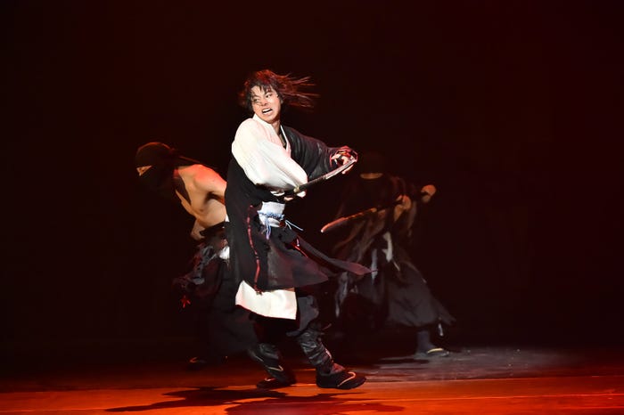 山崎賢人/撮影:阿部章仁