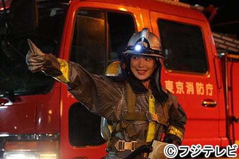 オムニバスドラマ「冷える」に出演する、若村麻由美/フジテレビ土曜プレミアム「世にも奇妙な物語’14秋の特別編」(夜9時~)