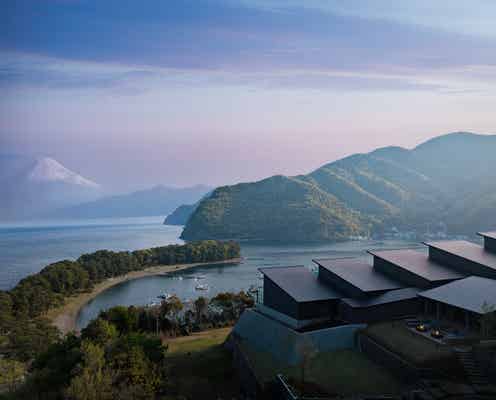 静岡にサウナ&露天風呂付きの極上ホテル「富士青藍」富士山と海、夕陽の絶景を特等席で臨む