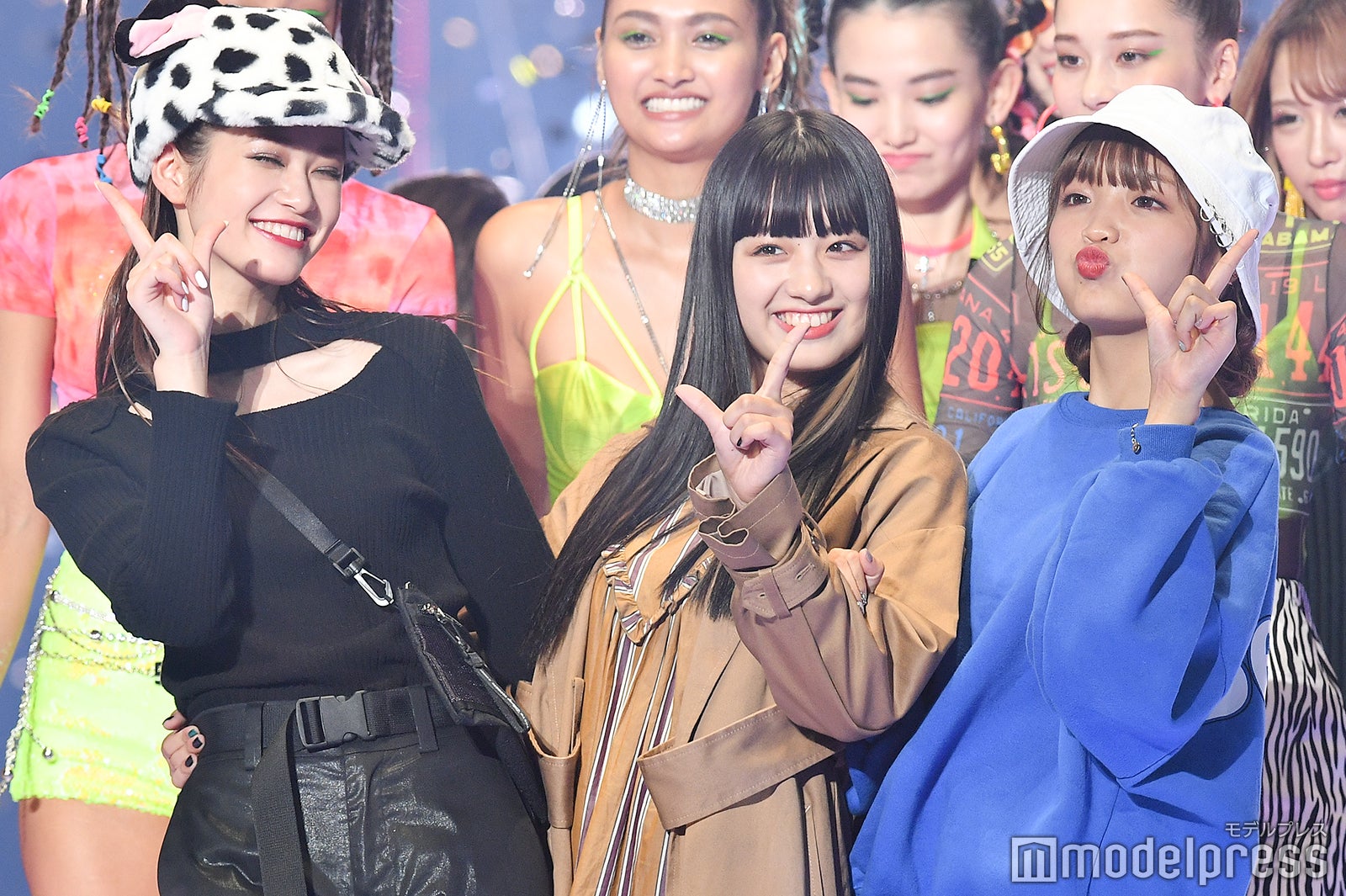 生見愛瑠、鶴嶋乃愛、ねお／フィナーレの様子（C）モデルプレス