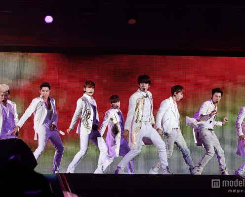 SUPER JUNIOR、5万5千人が織りなす“青い海”に上機嫌「全部僕達のファン?」