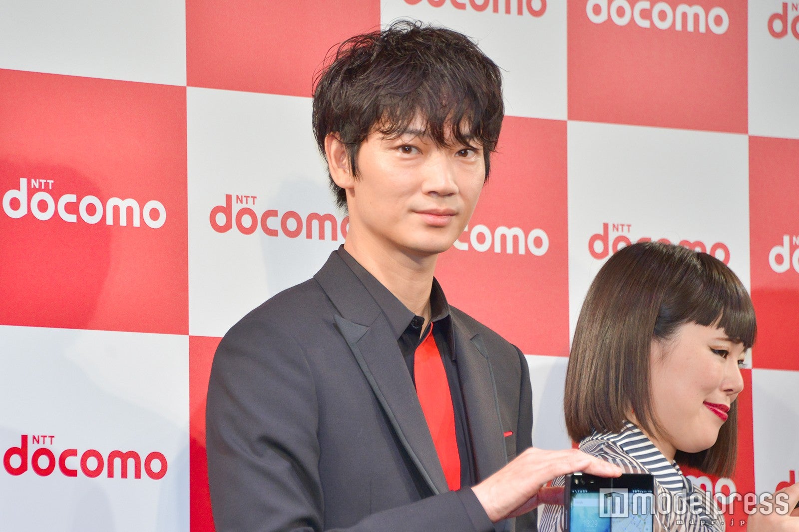 もてなし王子 綾野剛のスーパー差し入れ伝説を振り返る 差し入れする 男前な理由 とは モデルプレス もてなし王子 綾野剛のスーパー差し入れ伝説を振り返る 差し入れする 男前な理由 とは モデルプレス
