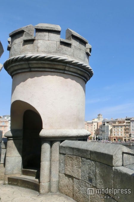 この塔の中では2人の世界（フォートレス・エクスプロレーション）／東京ディズニーシー