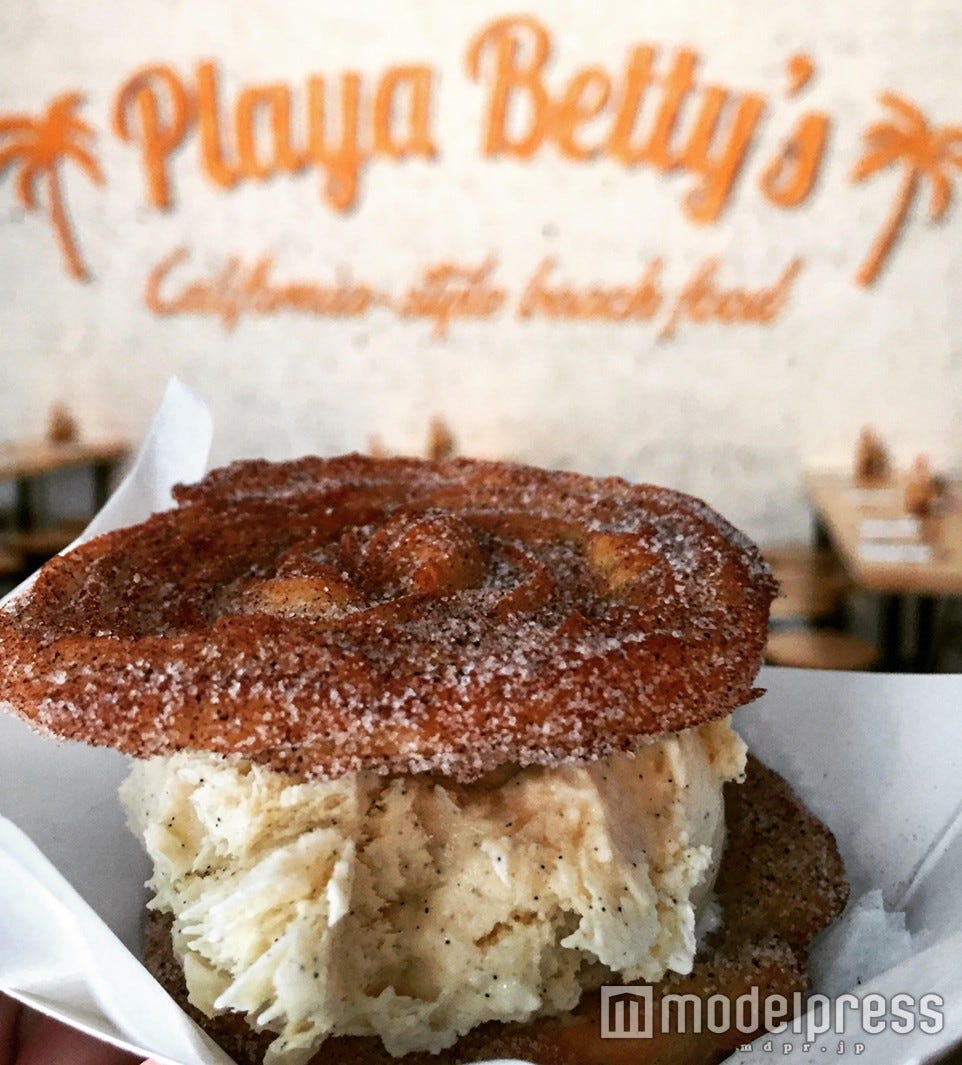 “チュロスアイスサンド”が美味しそう!クロナッツを凌ぐLA発新ハイブリッドスイーツに注目