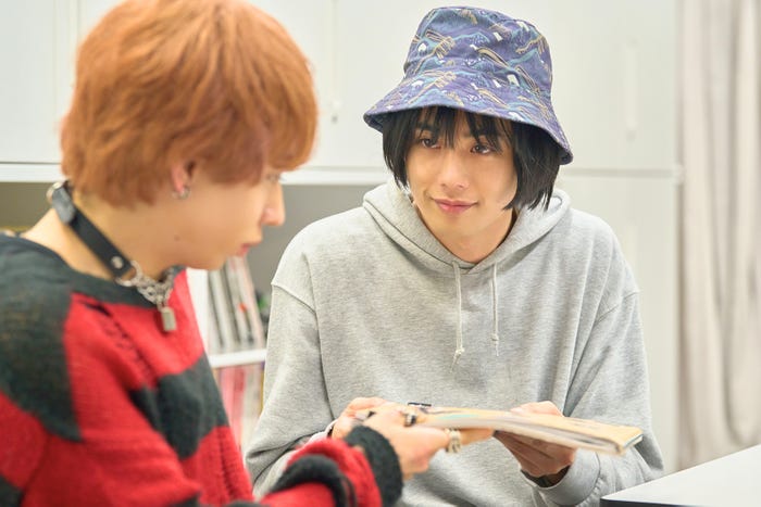 長野凌大、藤林泰也「PUNKS△TRIANGLE<パンクス・トライアングル>」(C)沖田有帆/ホーム社・NBCユニバーサル・エンターテイメントジャパン