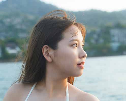 NMB48本郷柚巴、エモーショナルな水着姿 2nd写真集新たなカット2枚公開