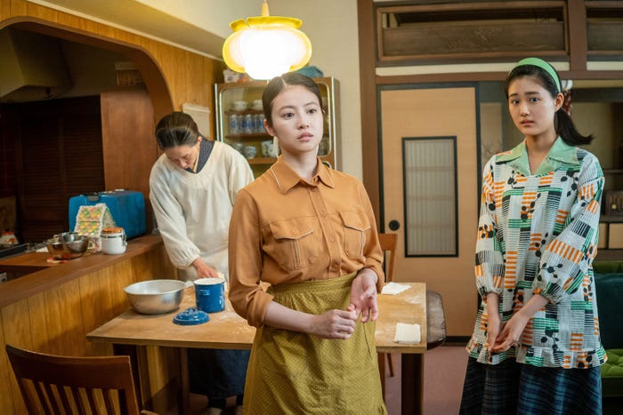 江口のりこ、今田美桜、原菜乃華「あんぱん」第112話(C)NHK