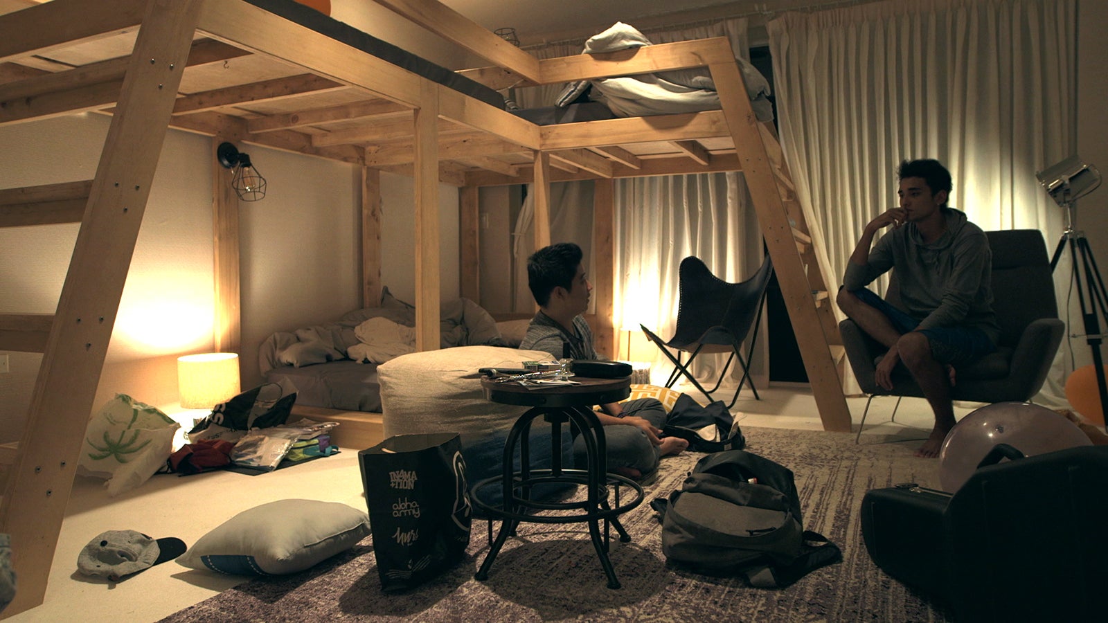 悠介、侑哉『TERRACE HOUSE ALOHA STATE』6th WEEK（C）フジテレビ／イースト・エンタテインメント 