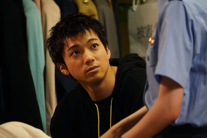 山田裕貴 「ハコヅメ~たたかう!交番女子~」第3話より(C)日本テレビ