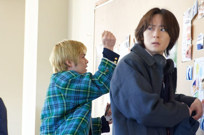 細田佳央太、犬飼貴丈「95」第9話より(C)「95」製作委員会