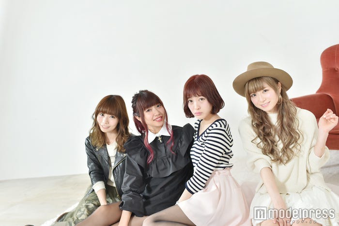 Silent Siren(左から)あいにゃん、ひなんちゅ、すぅ、ゆかるん(C)モデルプレス