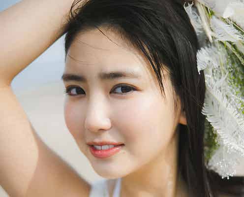 沢口愛華、美谷間のぞく接近ショットにうっとり