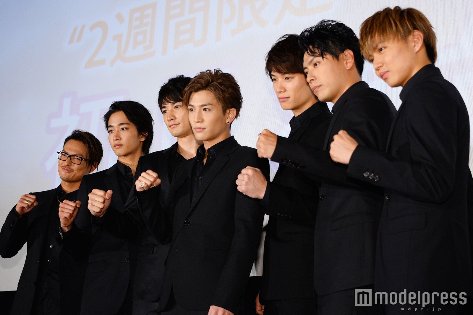 （左から）今市隆二、佐藤寛太、町田啓太、岩田剛典、鈴木伸之、山下健二郎、佐藤大樹（C）モデルプレス