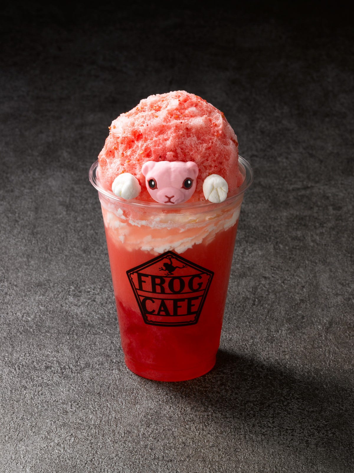 スタジオツアー東京に夏限定メニュー、ピグミーパフのかき氷ドリンクや「怪物的な怪物の本」ブラウニー