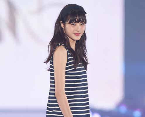 佐藤ありさのドーリーフェイス&ファッションに視線集中<関コレ2016S/S>