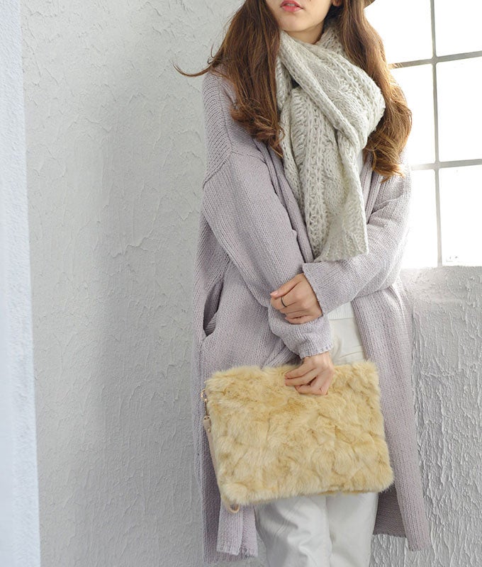 しっとり不思議タッチカーディガン「coca」3,990円（税込）／画像提供：coca