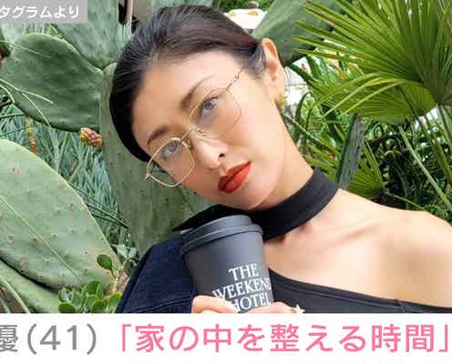 “ホテルみたいな豪邸が話題”山田優(41)、ハーフパンツの私服姿に絶賛の声「女神様」「歩き方がかっこええ」
