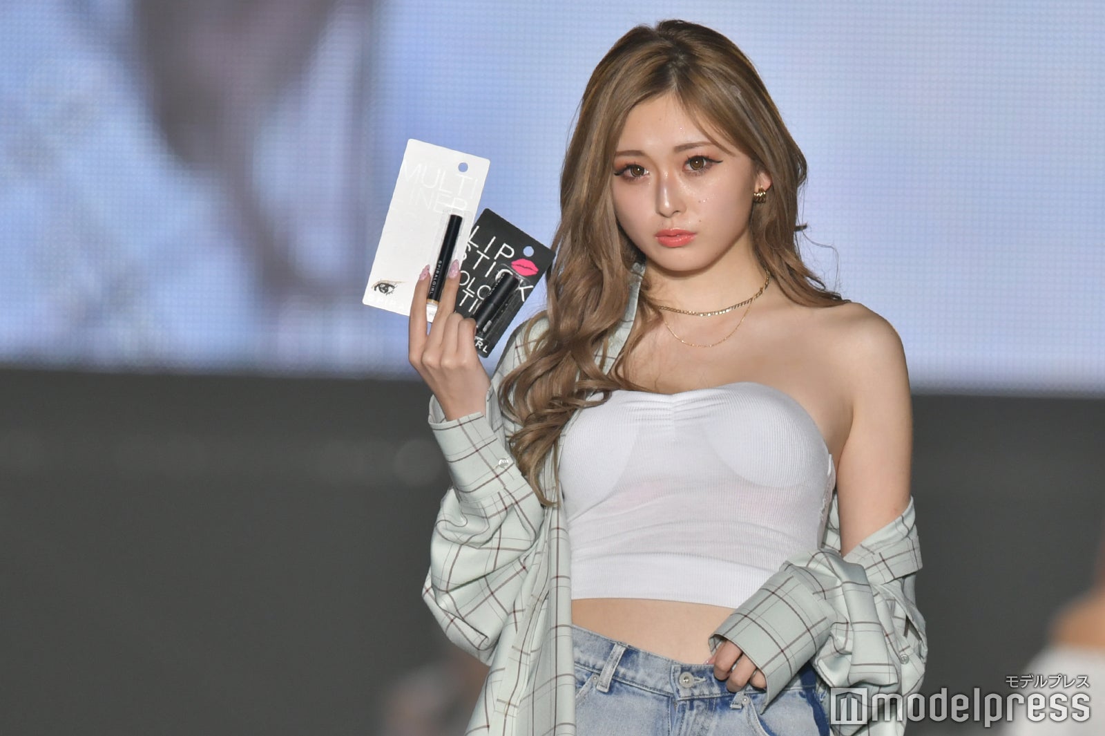 （C）モデルプレス