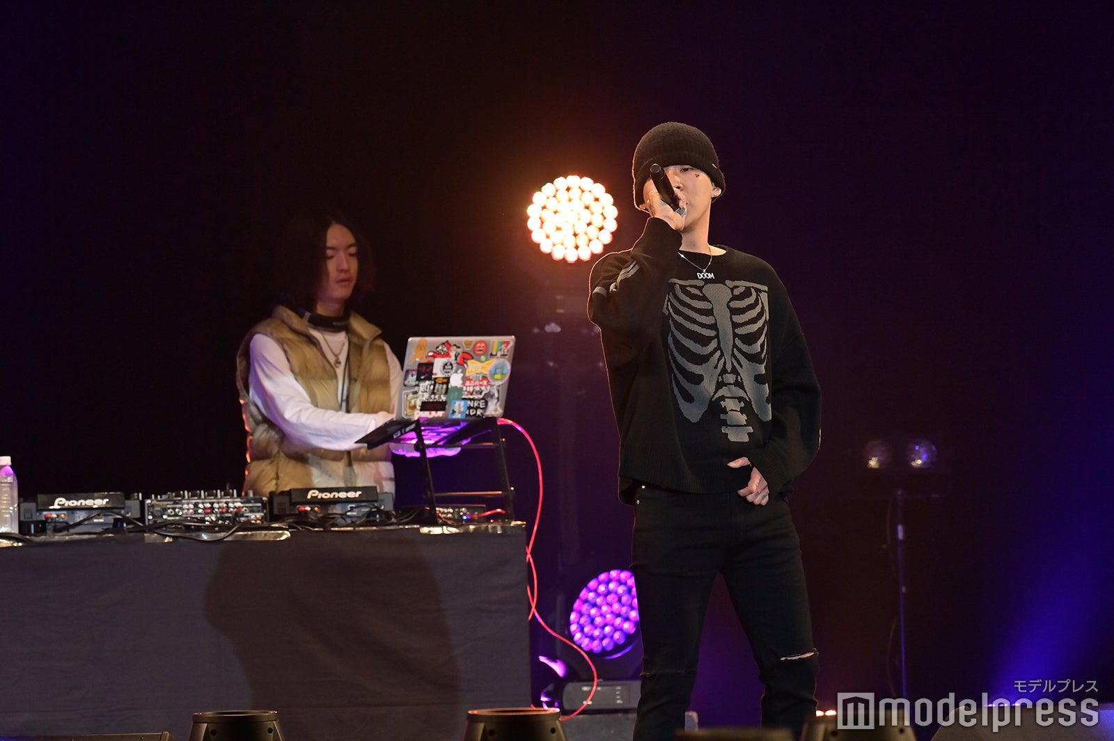 BLOOM VASE （C）モデルプレス