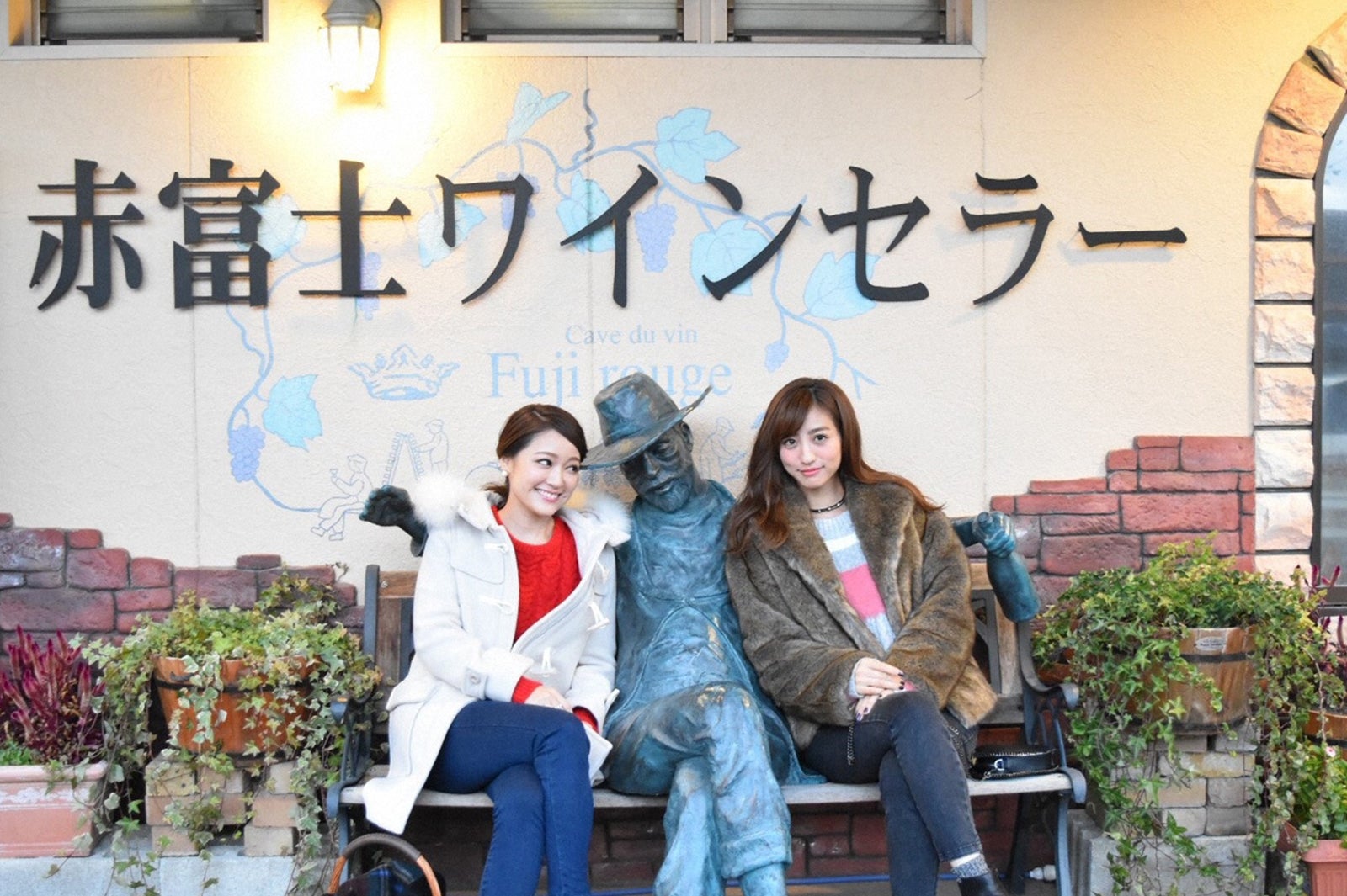 （左から）chay、堀田茜（C）TBS