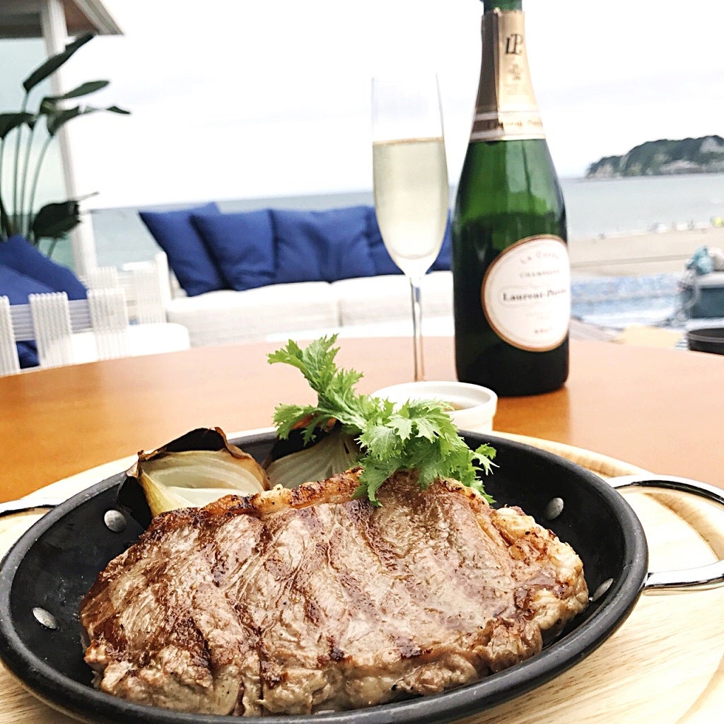 葉山牛等、特選銘柄のステーキ／画像提供：株式会社ノバレーゼ