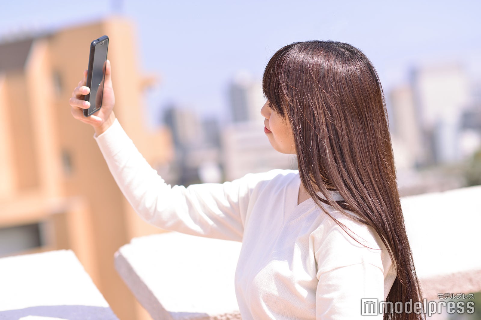 マッチングアプリでモテるプロフィール写真の特徴5つ　いいねが増えるかも！