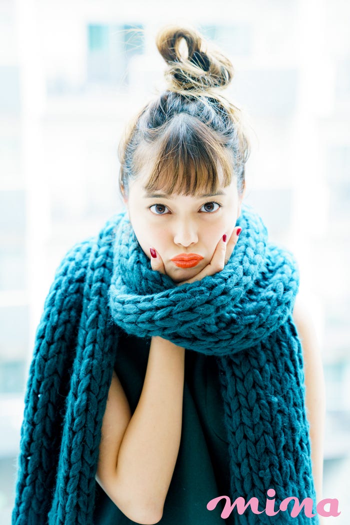 岸本セシル/「mina」(画像提供:主婦の友社)
