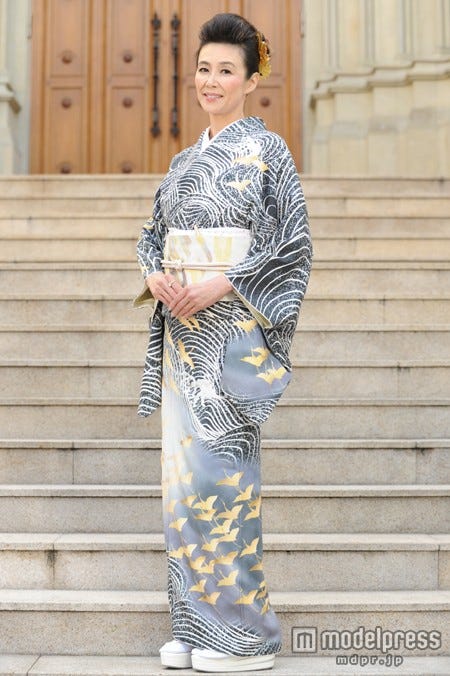 第3話ゲスト出演する萬田久子/(C)フジテレビ