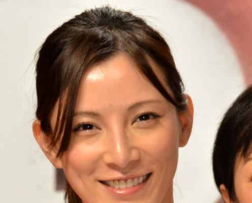 加藤あい、結婚後初の公の場に登場