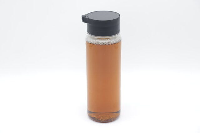 ドリンクボトル（550mL、黒、収納取っ手付）　容量